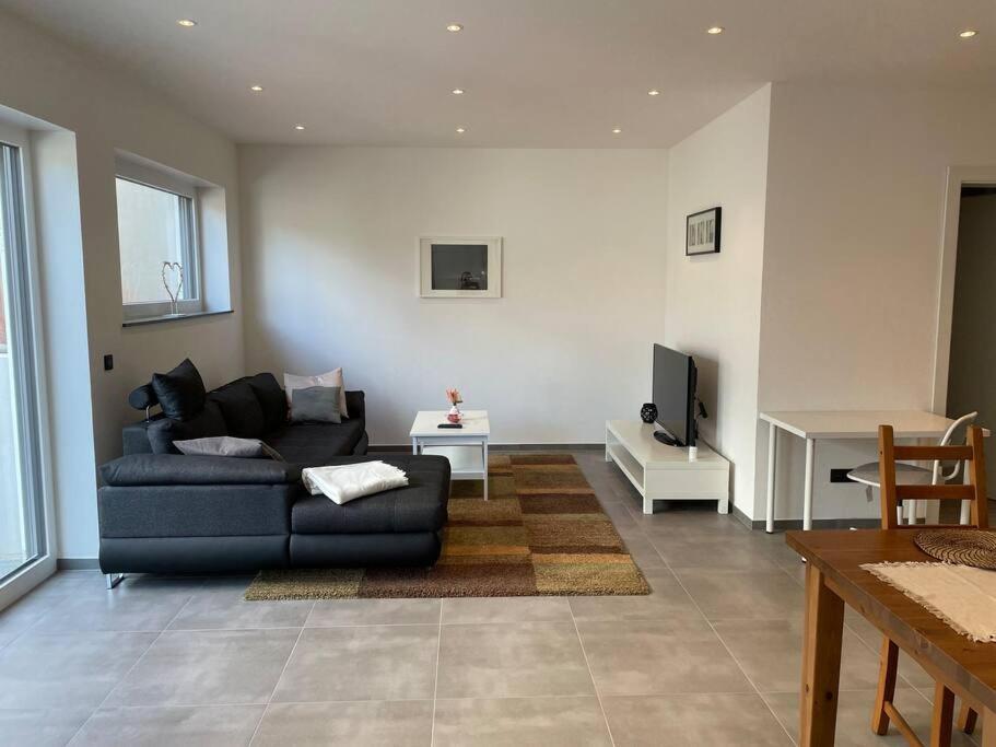 Gemuetliche, Topp Ausgestattete Ferienwohnung Bann Extérieur photo